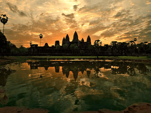 Código de vestimenta respetuoso: ¿qué ropa es adecuada para visitar el templo de Angkor Wat?