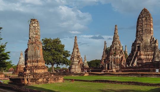 Wat Pra Sri Sanphet.jpg