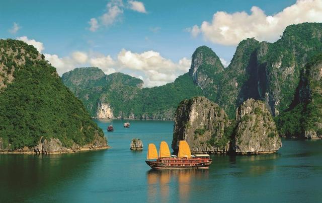 halong bay-1.jpg