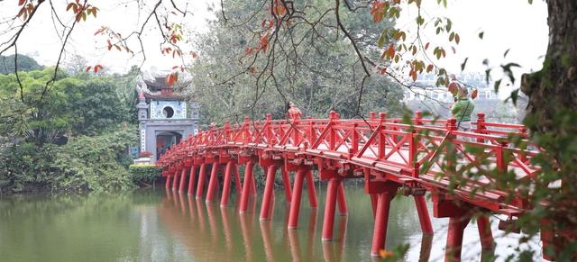 templo de Ngoc Son.jpg