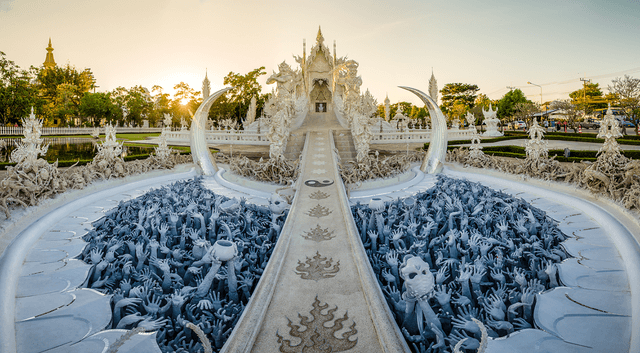 Wat Rong Khun chiang Mai-7.png